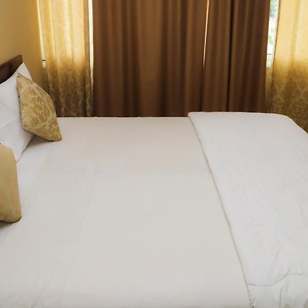 ريفيرا Nuevo Hotel المظهر الخارجي الصورة